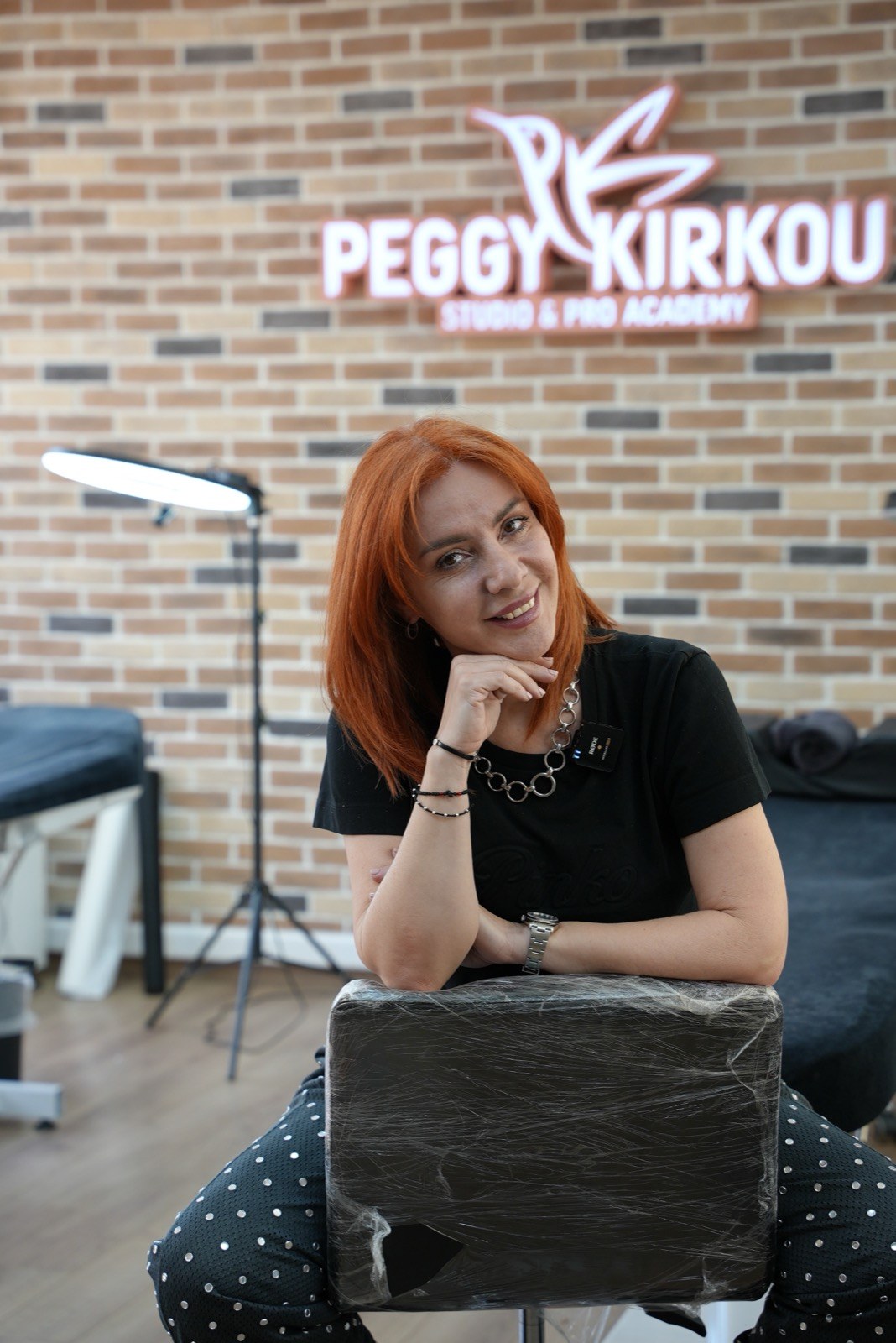 Στούντιο Peggy Kirkou — PMU Studio